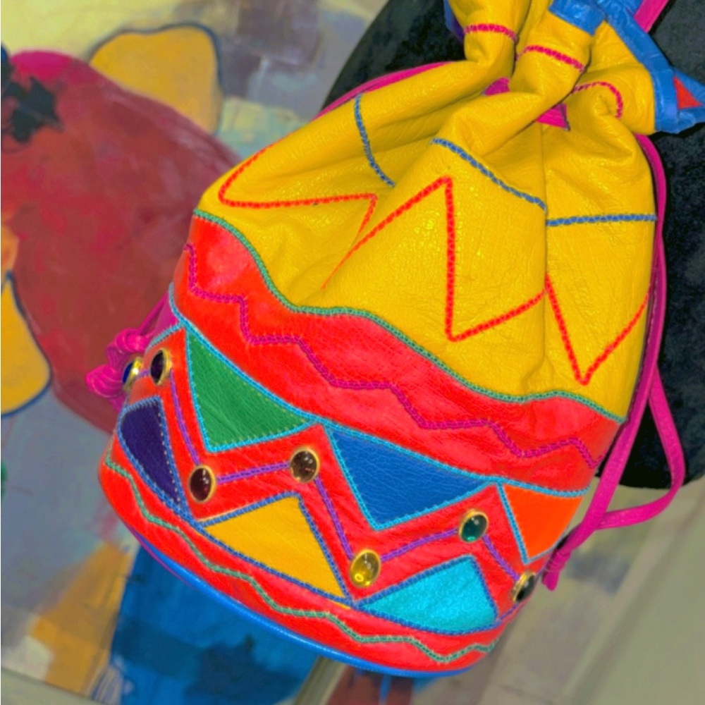 Colorful Geometric Patterned Drawstring Bag